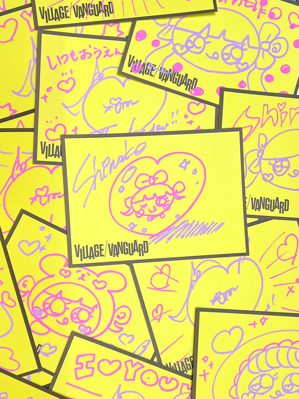 AKB48 ヴィレッジヴァンガード 店舗 限定 クリスマス 缶バッジ AKB48 ヴィレッジヴァンガード 店舗 限定 クリスマス 缶バッジ AKB48